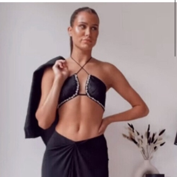 NWT ZARA BLOGGERS FAVE rhinestone satin effect crop top - Picture 1 of 10